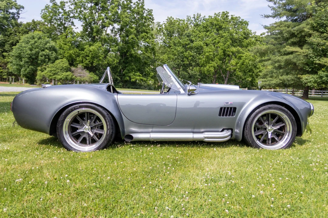Shelby Cobra Replica - Image 5 of 31