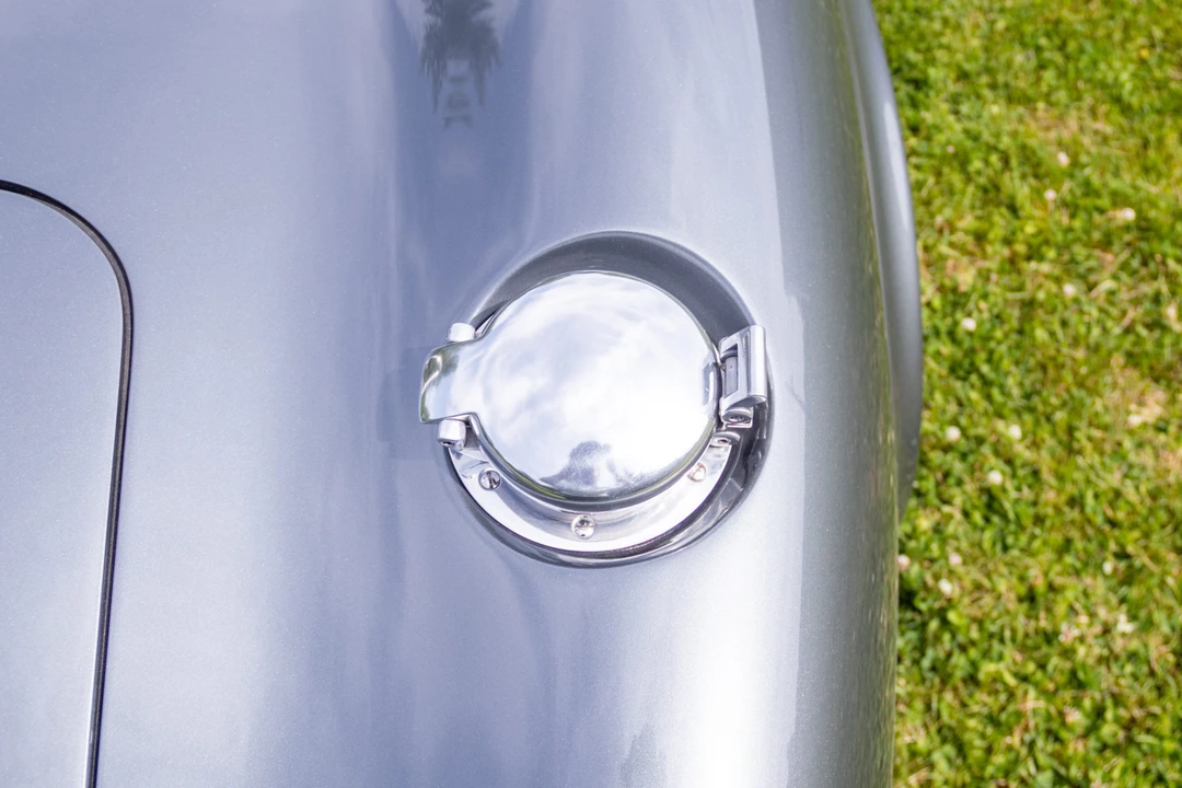 Shelby Cobra Replica - Image 23 of 31