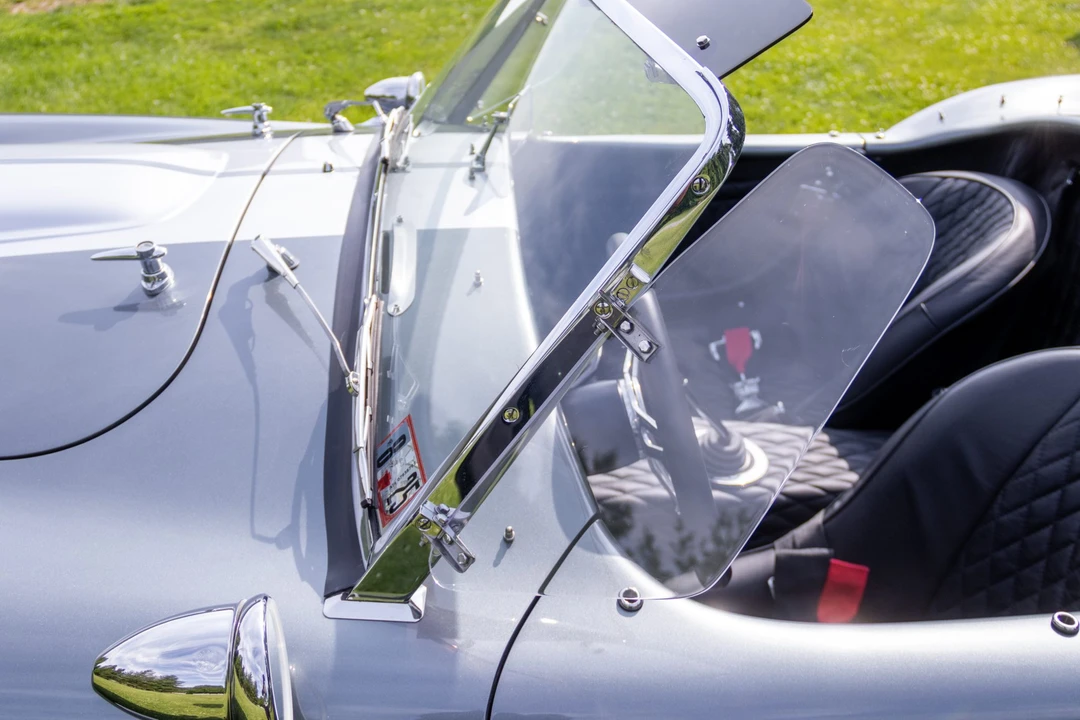 Shelby Cobra Replica - Image 28 of 31