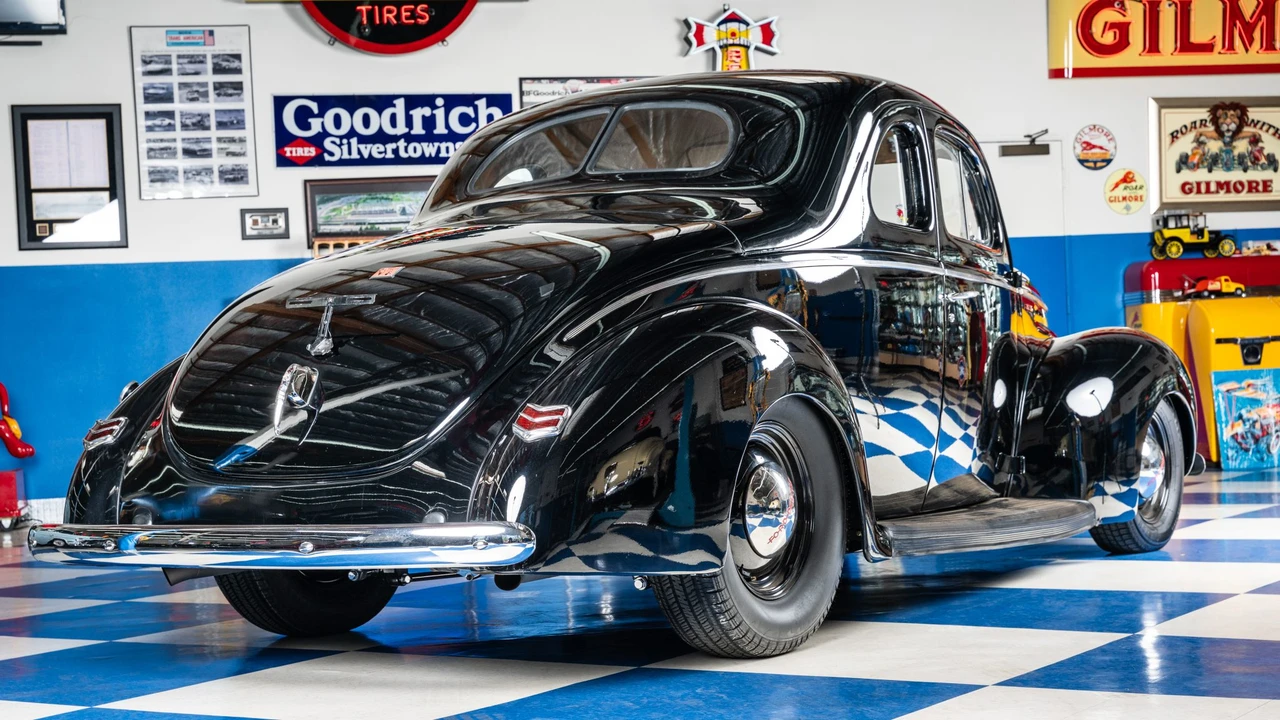 1940 Ford Hot Rod - Image 16 of 31