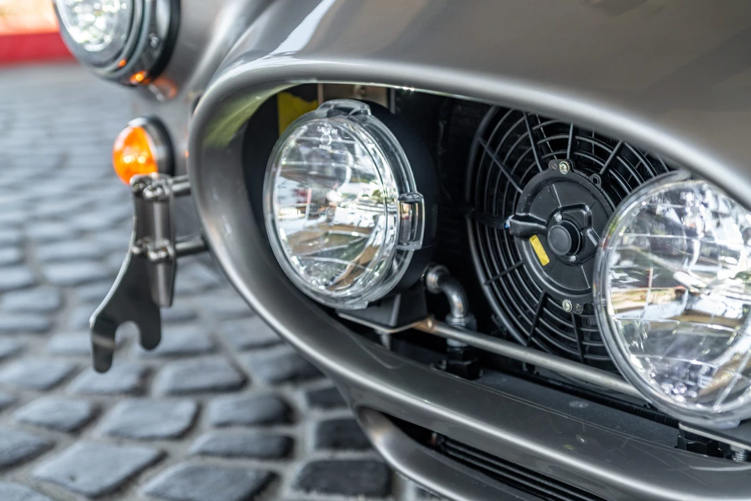 Shelby Cobra Replica - Image 20 of 31