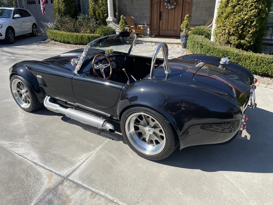 Shelby Cobra Replica - Image 6 of 31