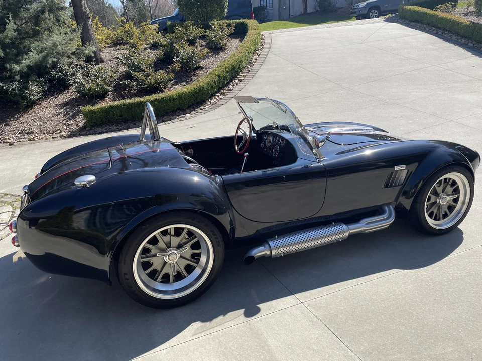 Shelby Cobra Replica - Image 15 of 31