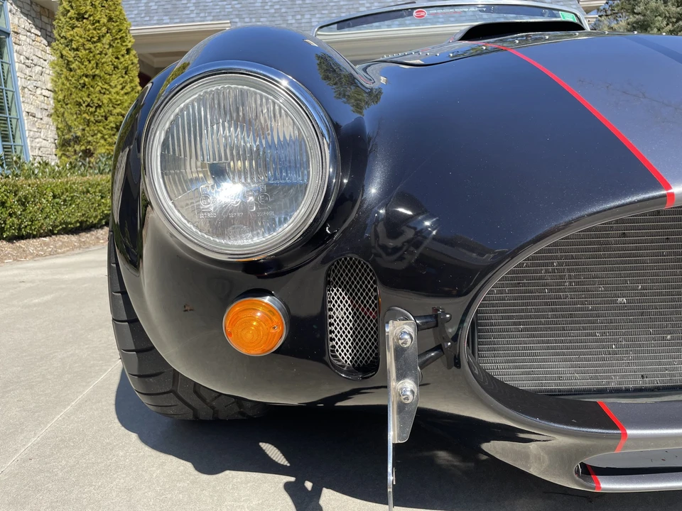 Shelby Cobra Replica - Image 27 of 31