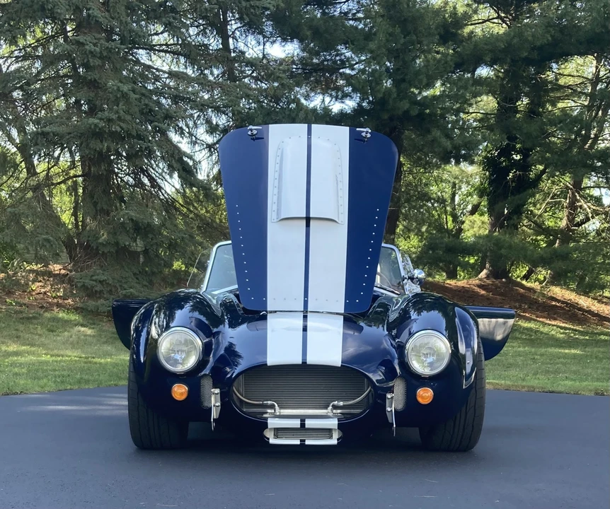 Shelby Cobra Replica - Image 15 of 31