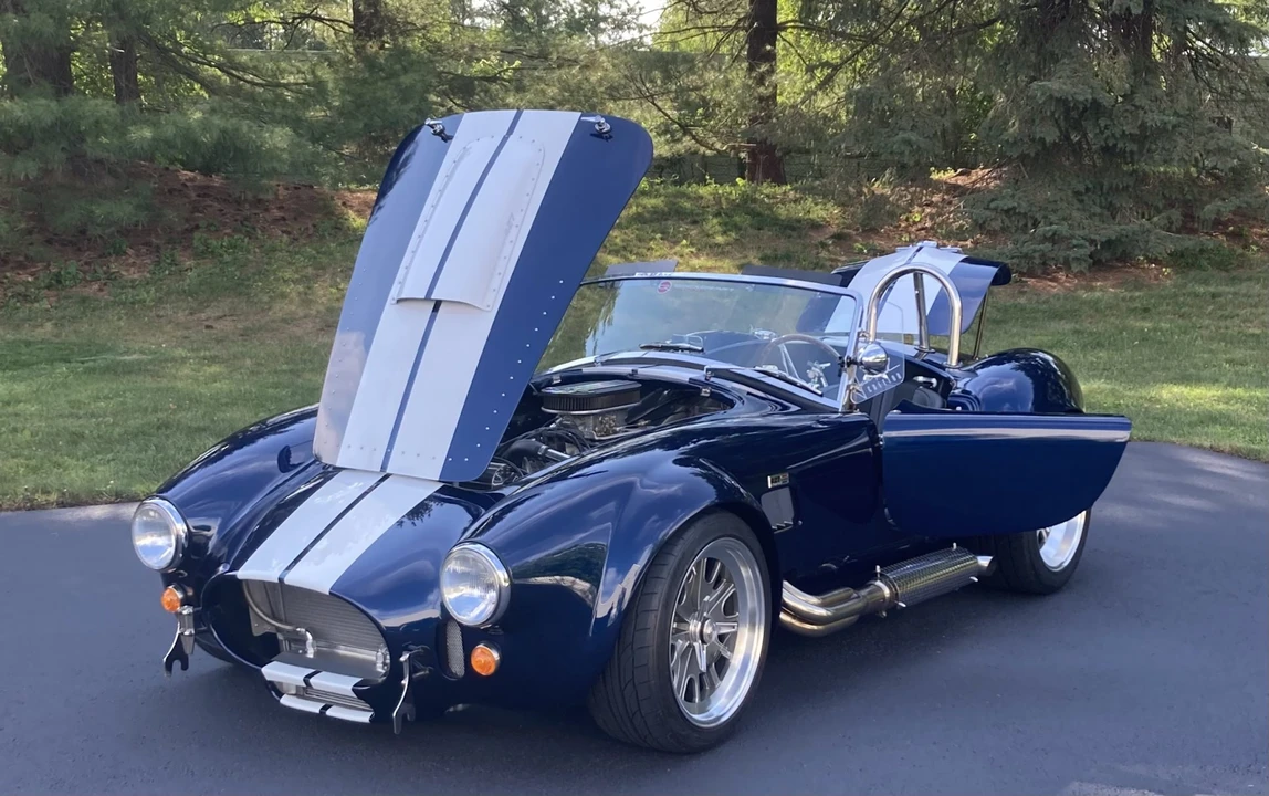 Shelby Cobra Replica - Image 9 of 31