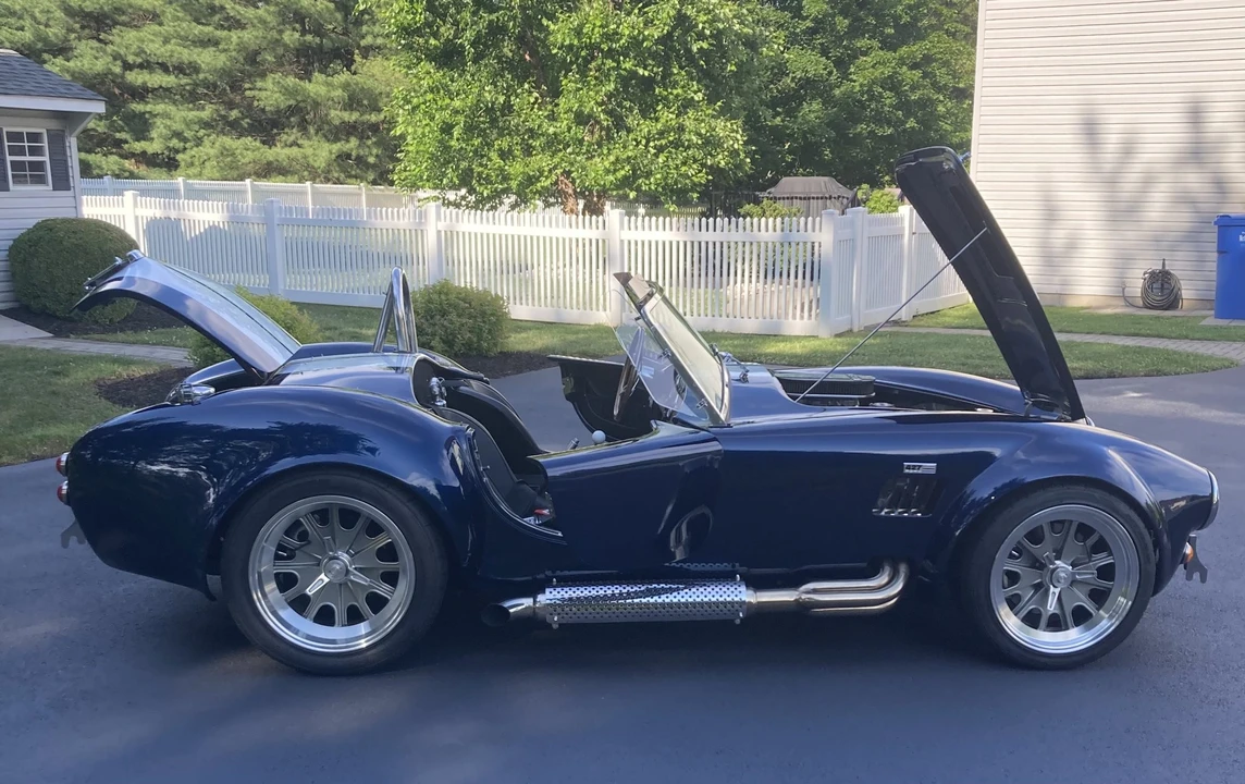 Shelby Cobra Replica - Image 29 of 31