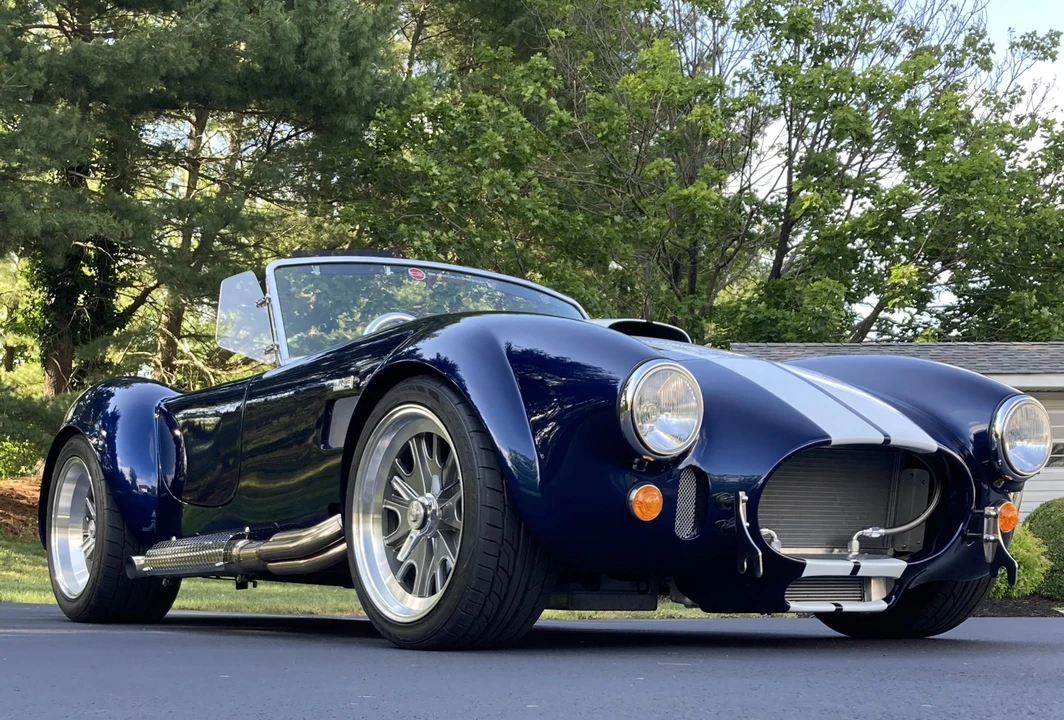 Shelby Cobra Replica - Image 24 of 31