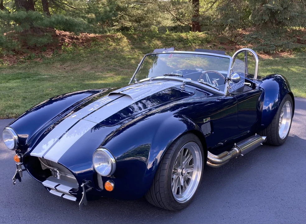 Shelby Cobra Replica - Image 7 of 31