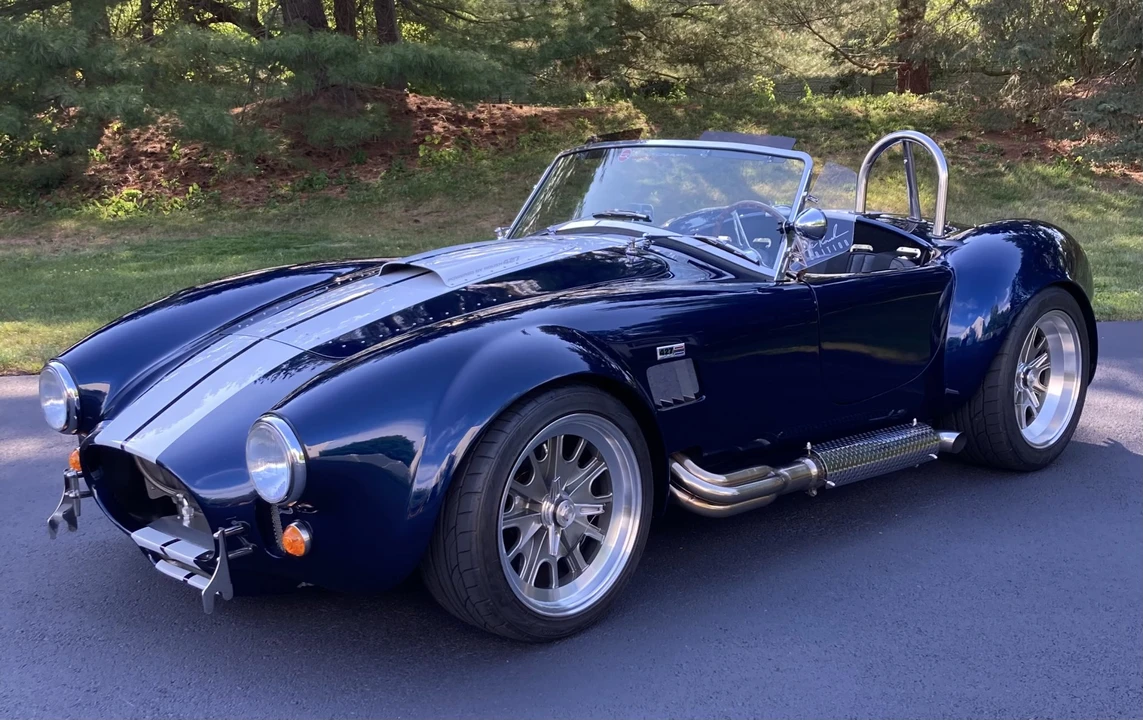Shelby Cobra Replica - Image 2 of 31