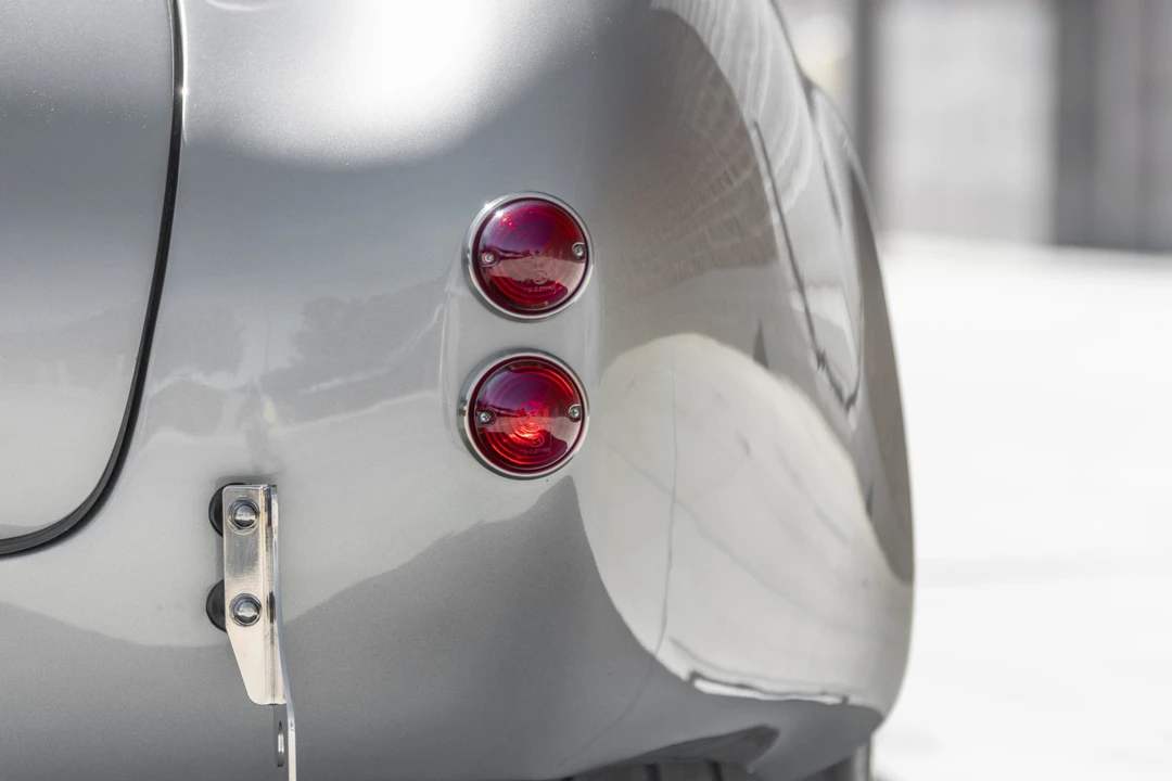 Shelby Cobra Replica - Image 14 of 31