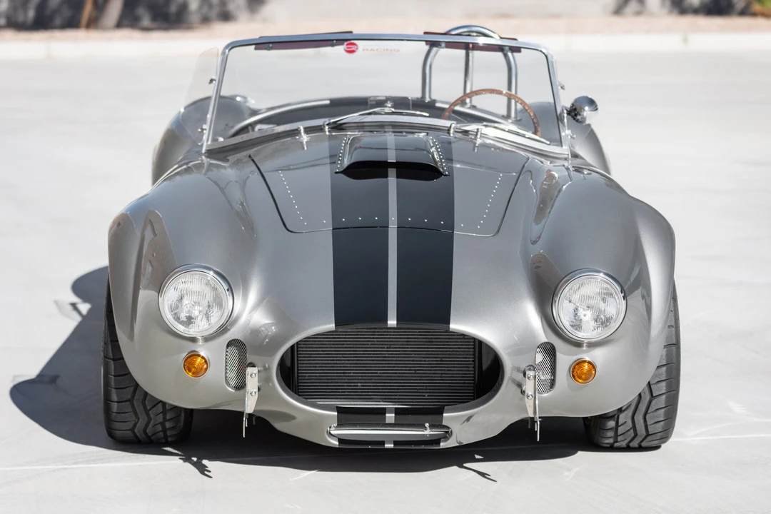Shelby Cobra Replica - Image 2 of 31