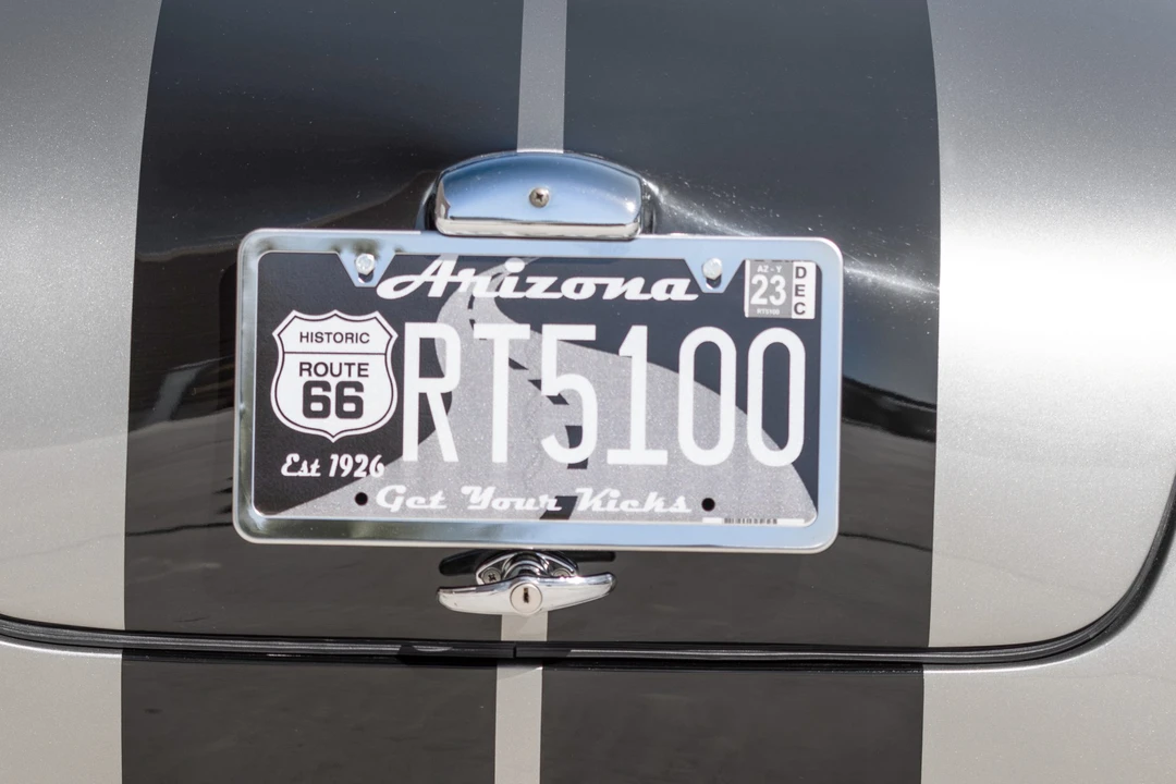 Shelby Cobra Replica - Image 25 of 31