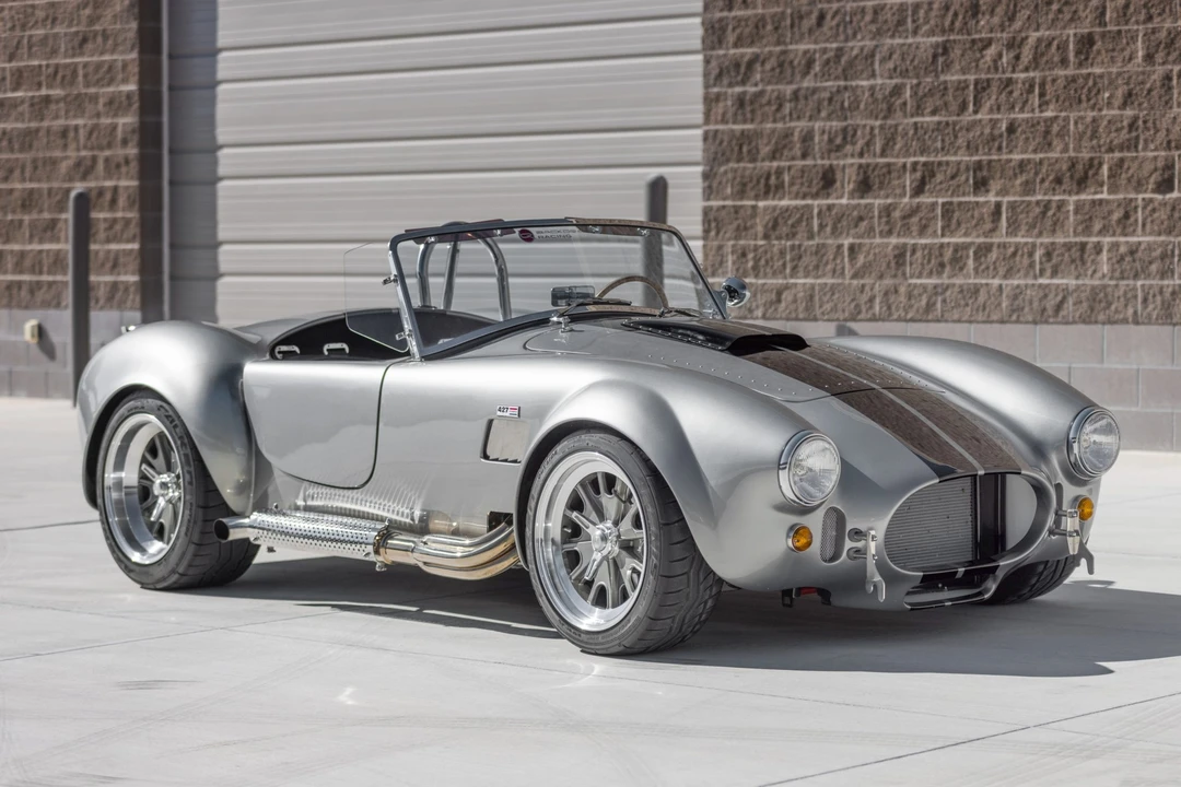 Shelby Cobra Replica - Image 3 of 31