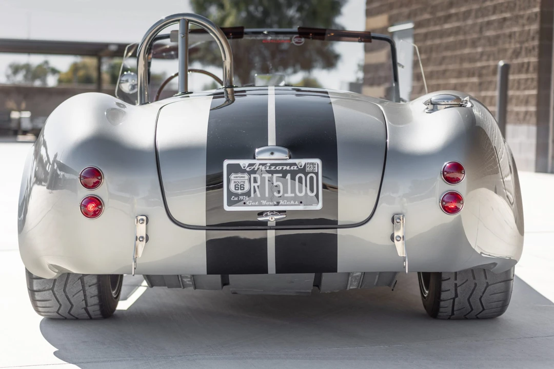 Shelby Cobra Replica - Image 7 of 31