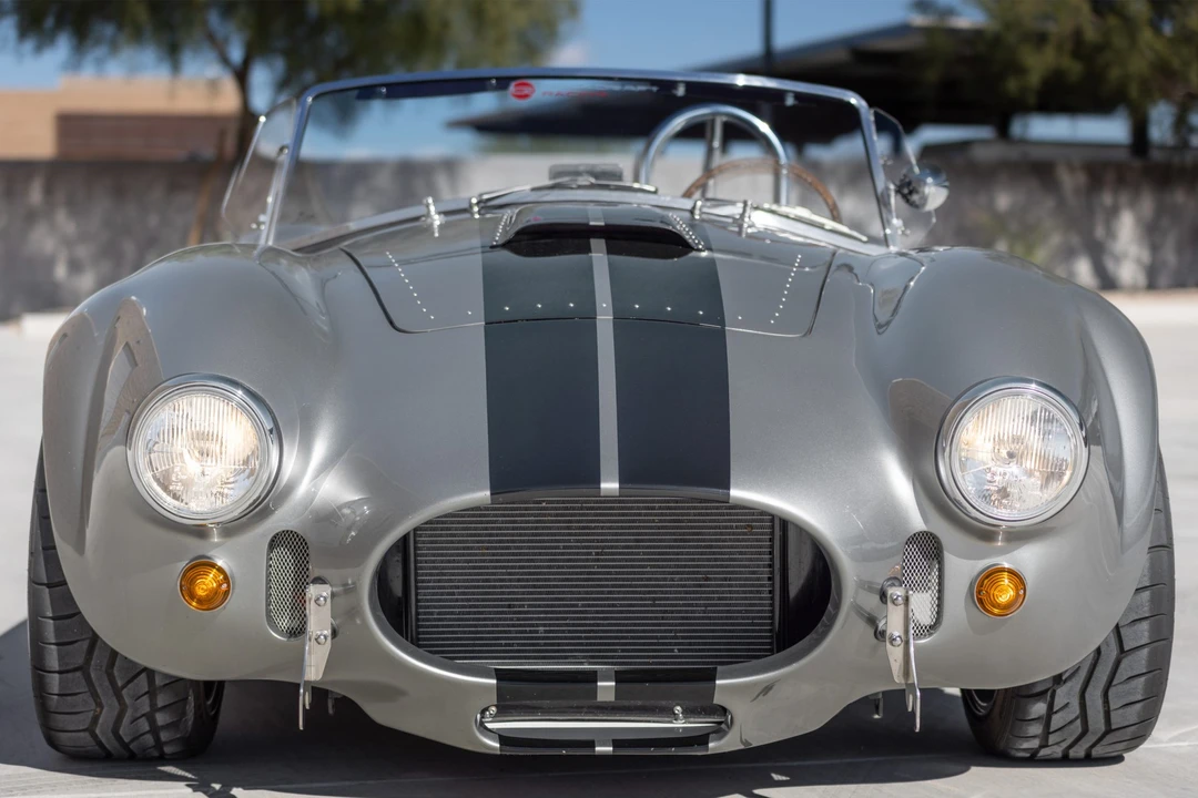 Shelby Cobra Replica - Image 10 of 31
