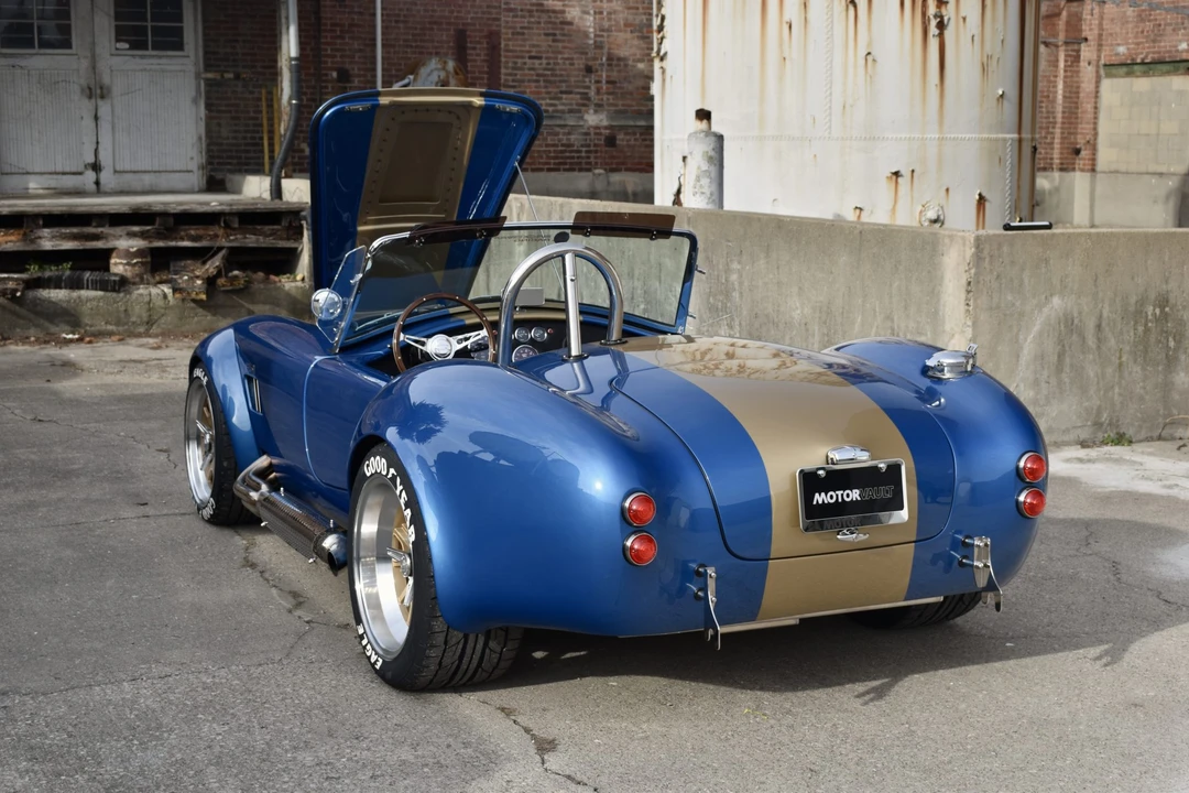 Shelby Cobra Replica - Image 17 of 31