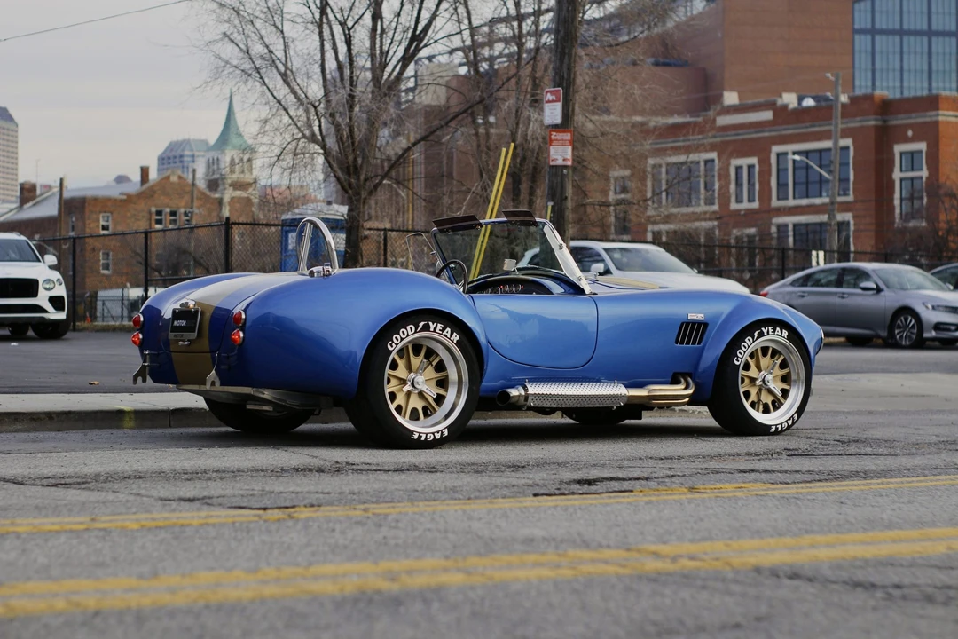 Shelby Cobra Replica - Image 22 of 31