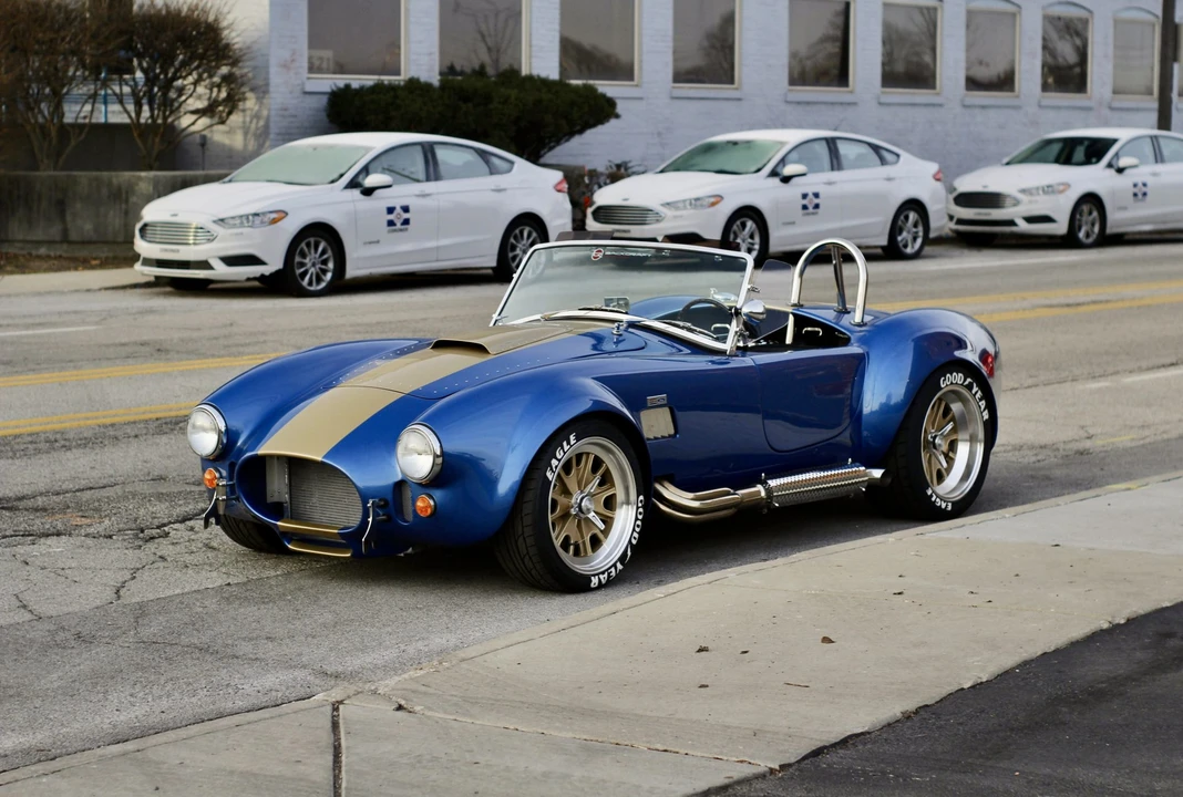 Shelby Cobra Replica - Image 12 of 31