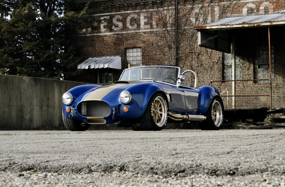 Shelby Cobra Replica - Image 11 of 31