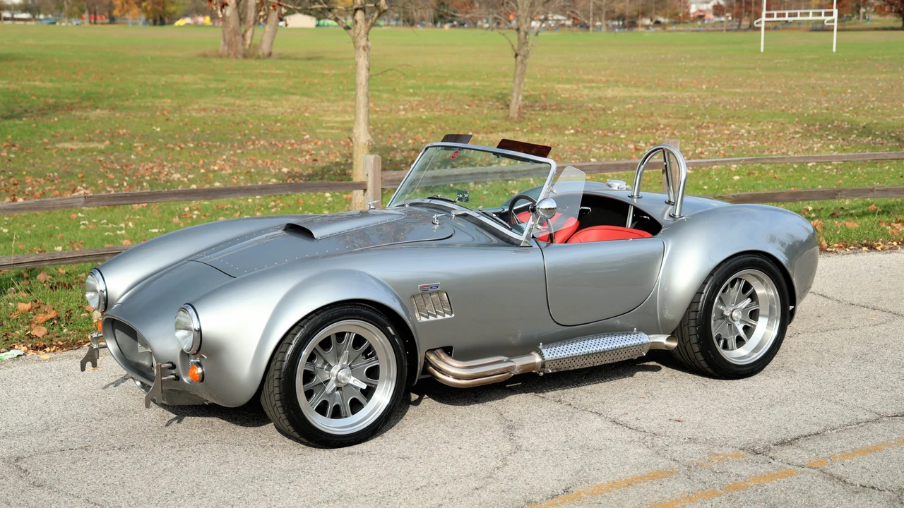 Shelby Cobra Replica - Image 13 of 31