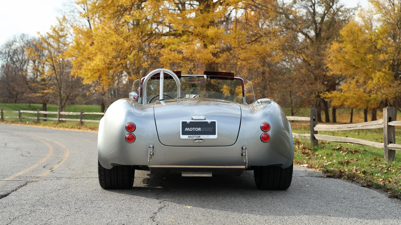 Shelby Cobra Replica - Image 25 of 31