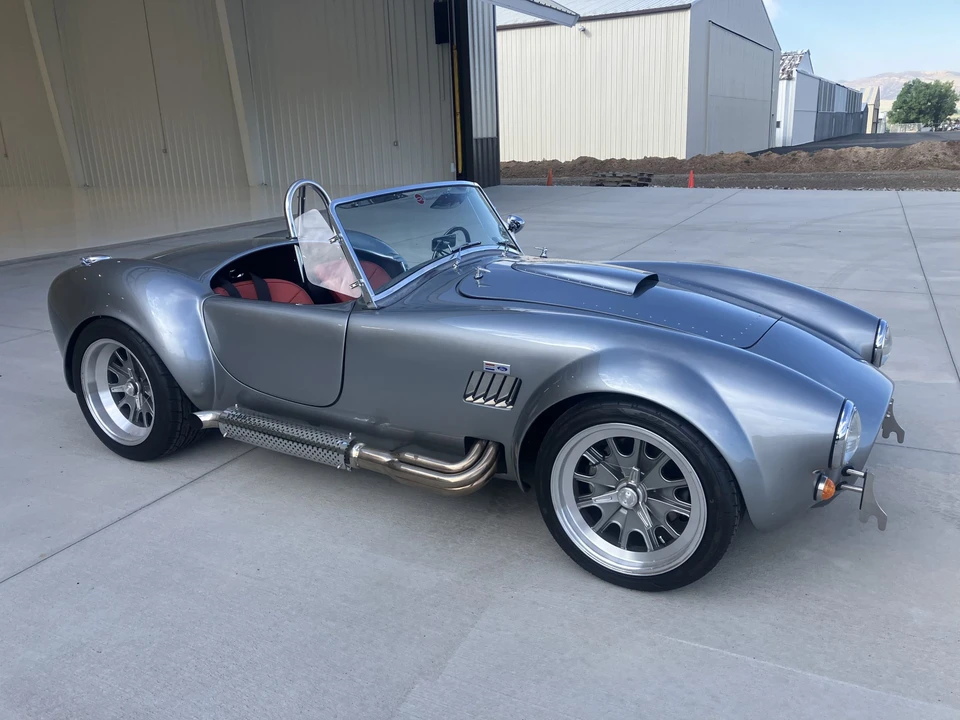 Shelby Cobra Replica - Image 7 of 31