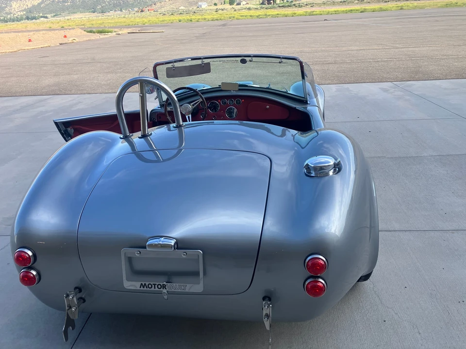 Shelby Cobra Replica - Image 11 of 31