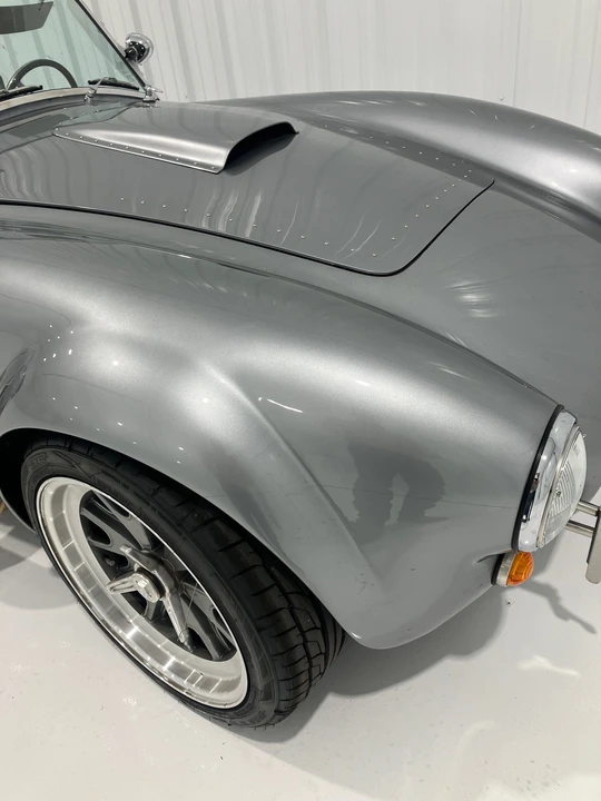 Shelby Cobra Replica - Image 25 of 31