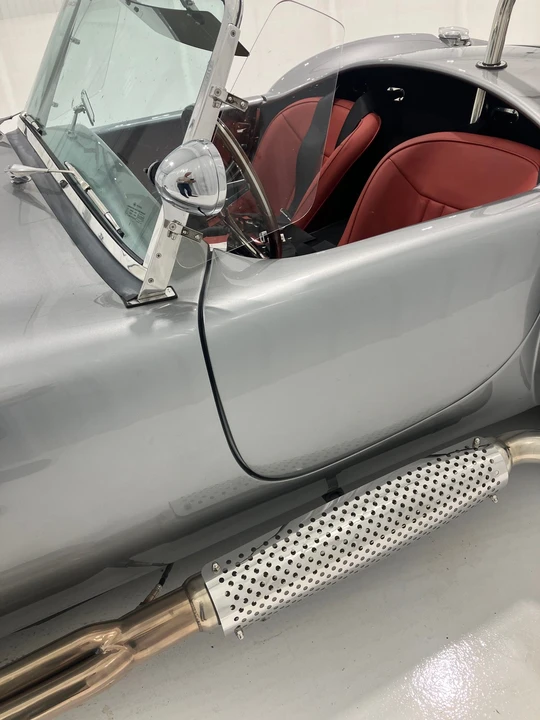 Shelby Cobra Replica - Image 22 of 31