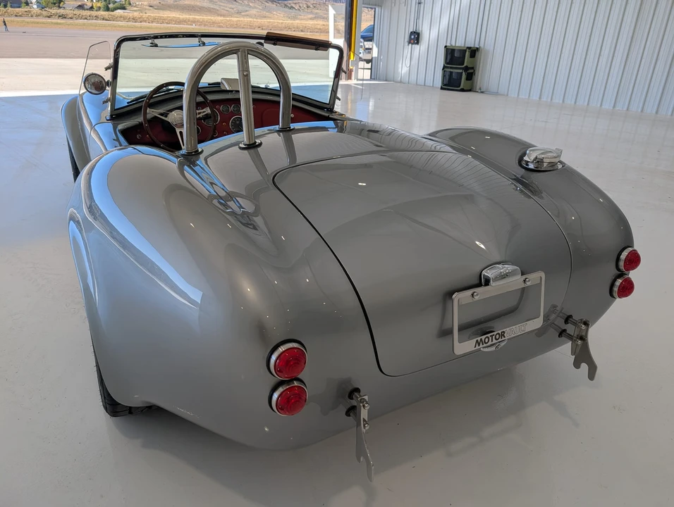 Shelby Cobra Replica - Image 13 of 31