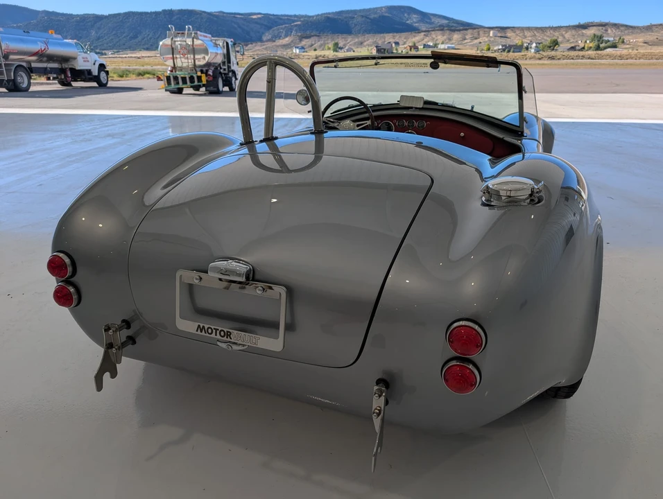 Shelby Cobra Replica - Image 10 of 31