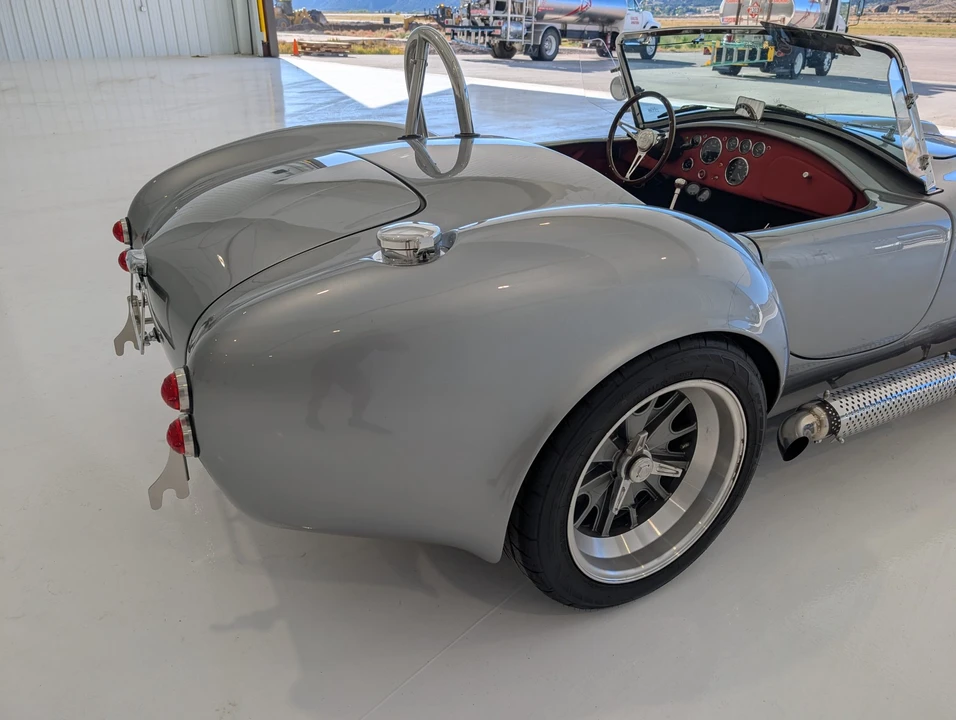 Shelby Cobra Replica - Image 12 of 31