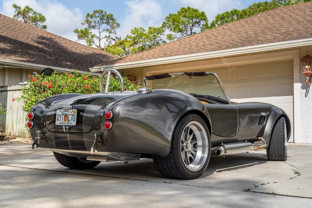 Shelby Cobra Replica - Image 5 of 31