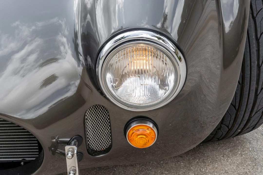 Shelby Cobra Replica - Image 11 of 31