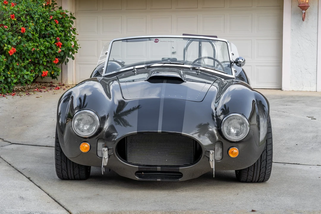 Shelby Cobra Replica - Image 8 of 31