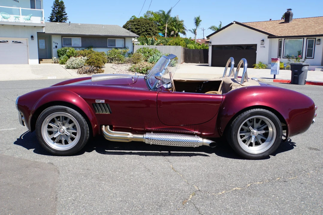 Shelby Cobra Replica - Image 9 of 31