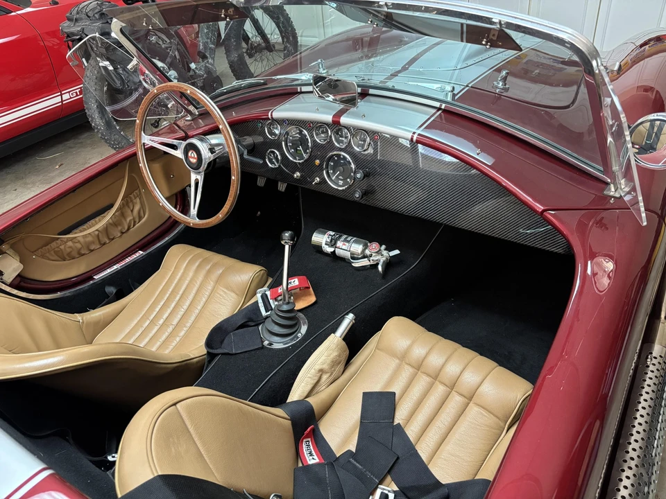 Shelby Cobra Replica - Image 20 of 31