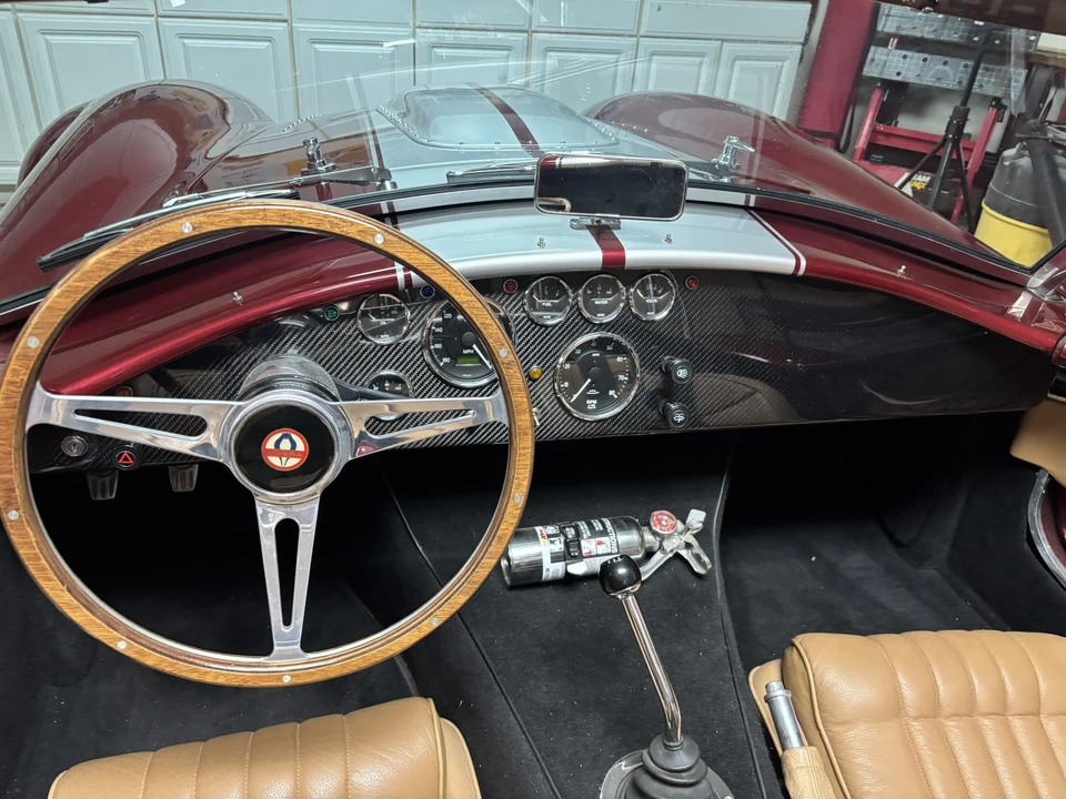 Shelby Cobra Replica - Image 24 of 31