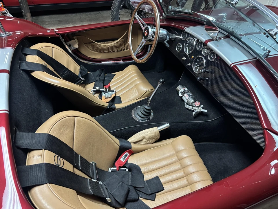 Shelby Cobra Replica - Image 19 of 31