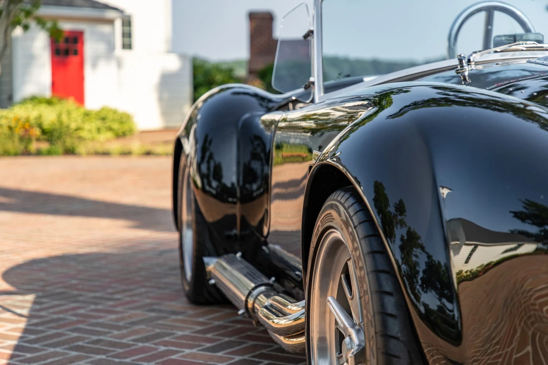 Shelby Cobra Replica - Image 30 of 31