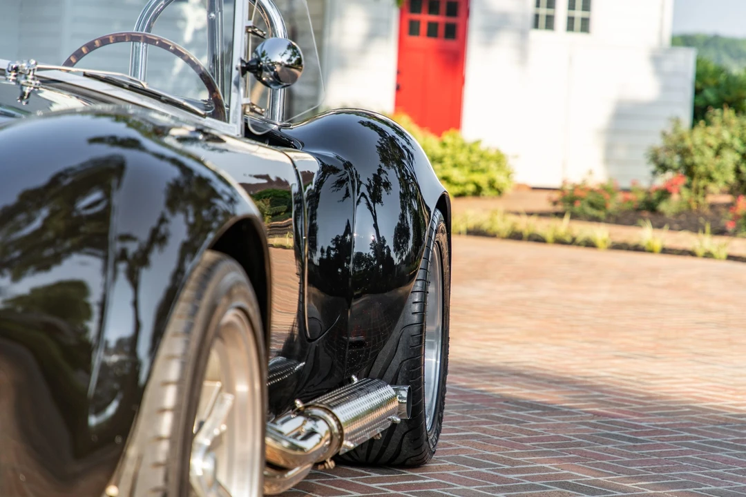 Shelby Cobra Replica - Image 16 of 31