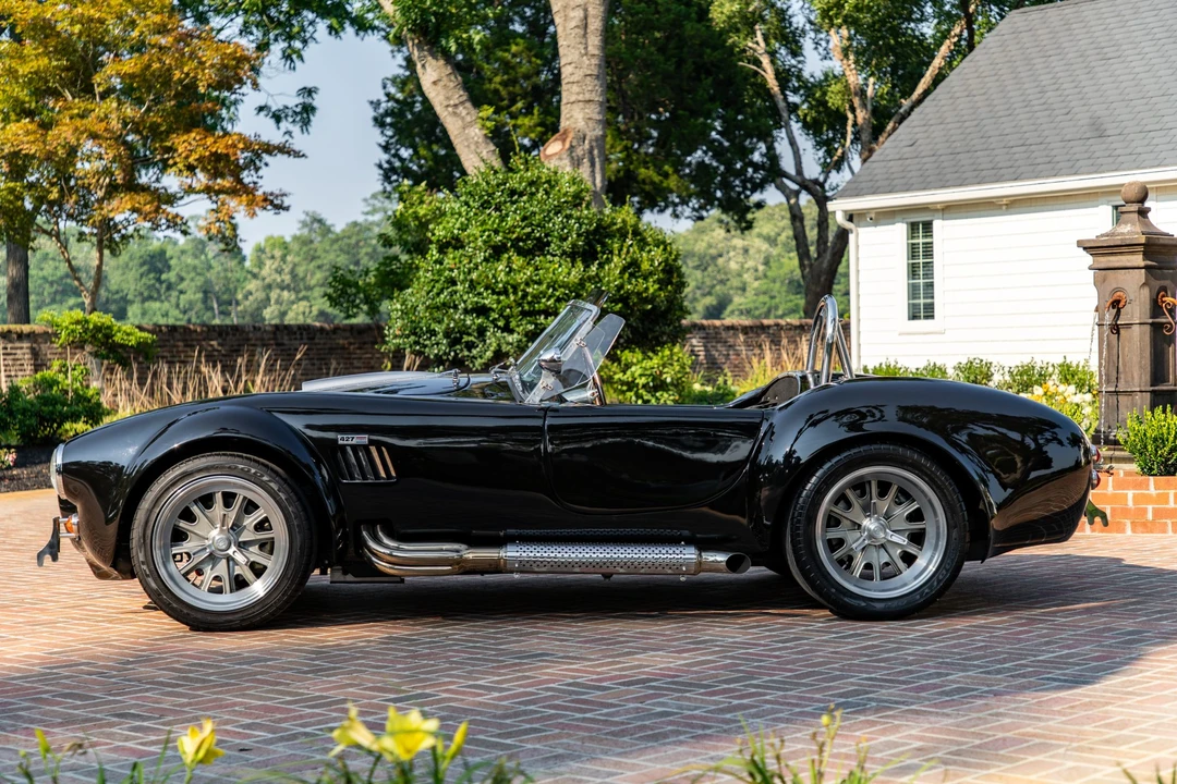 Shelby Cobra Replica - Image 3 of 31