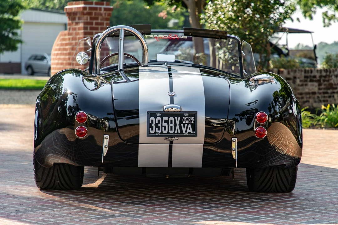 Shelby Cobra Replica - Image 5 of 31