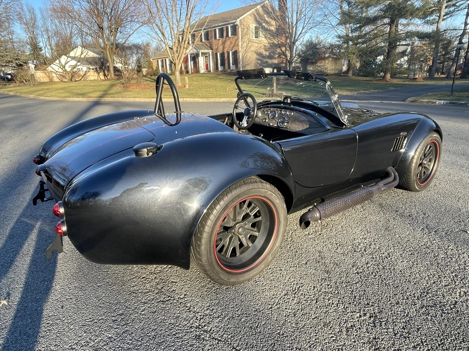 Shelby Cobra Replica - Image 5 of 31