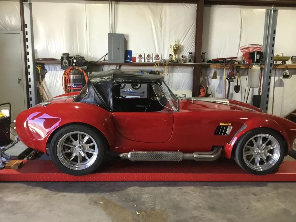 Shelby Cobra Replica - Image 19 of 31