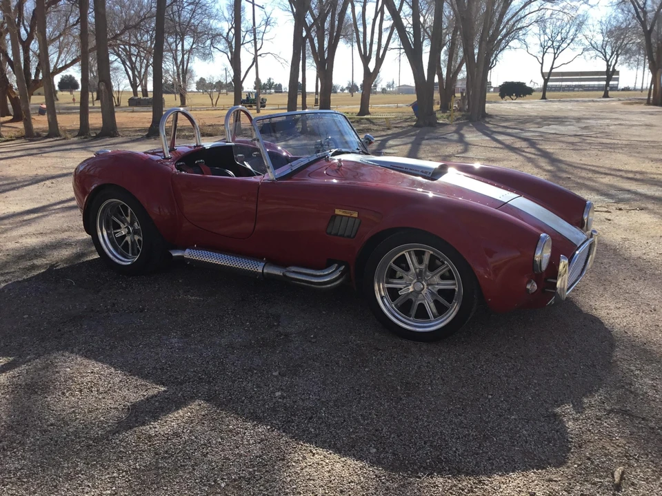 Shelby Cobra Replica - Image 11 of 31