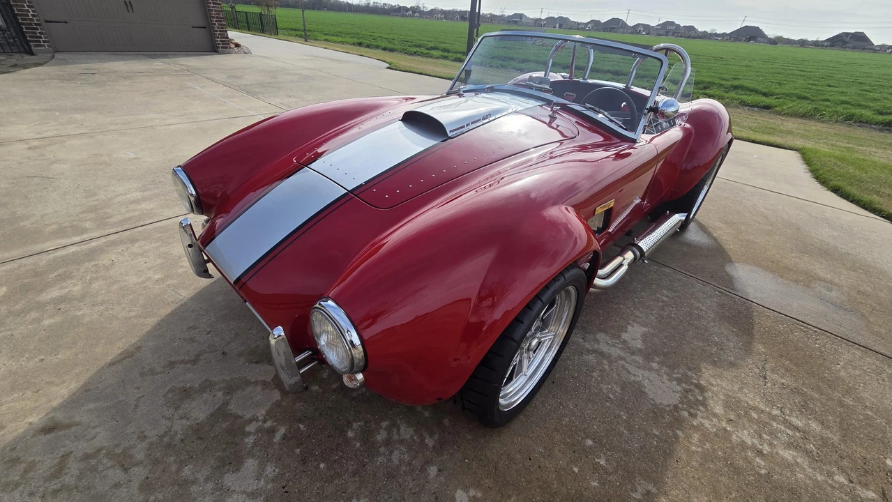 Shelby Cobra Replica - Image 2 of 31
