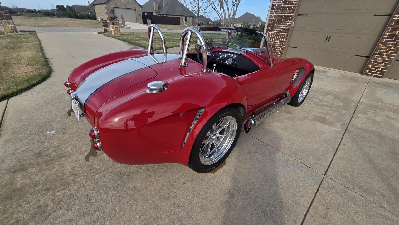 Shelby Cobra Replica - Image 10 of 31