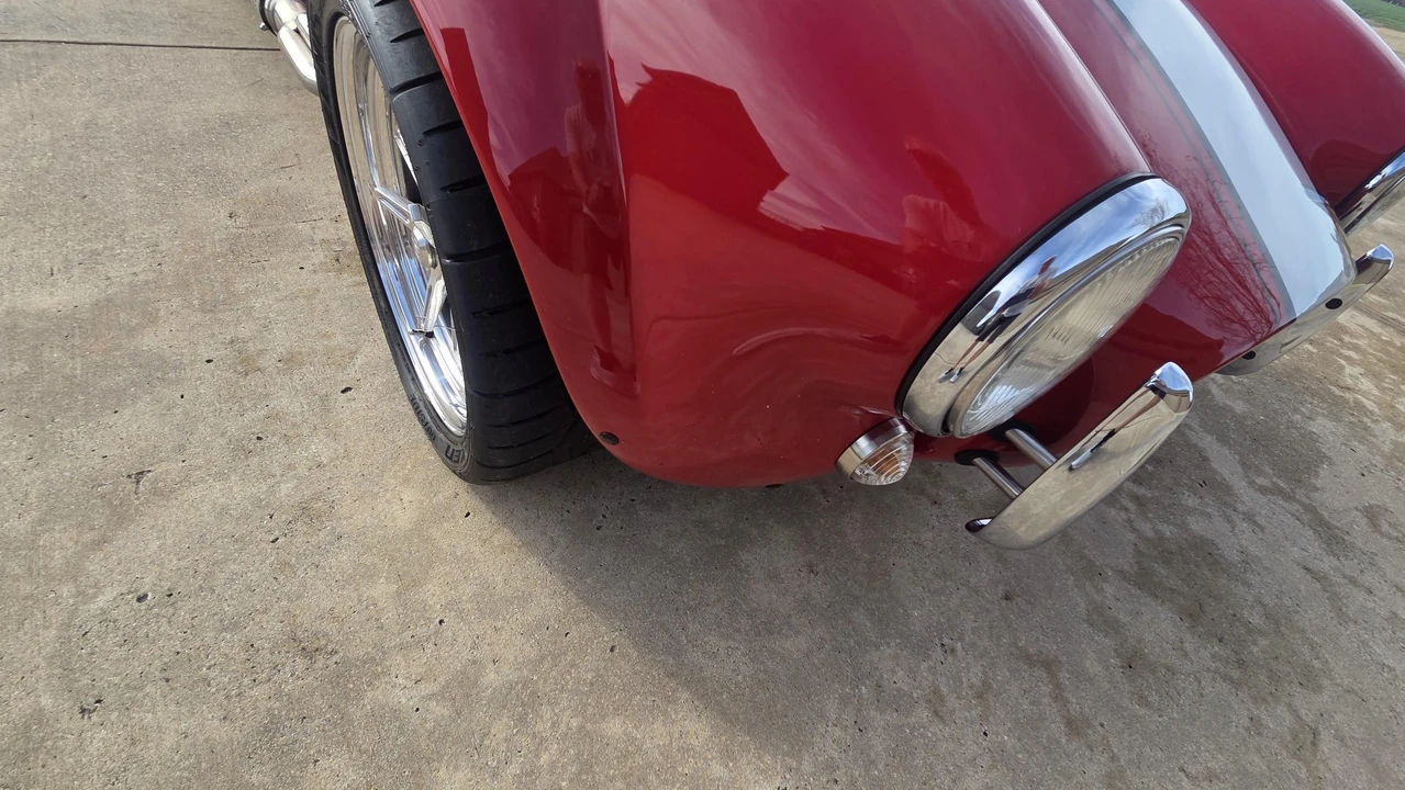 Shelby Cobra Replica - Image 26 of 31